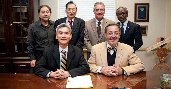 Signing agreement between UD and National Chung Hsing University