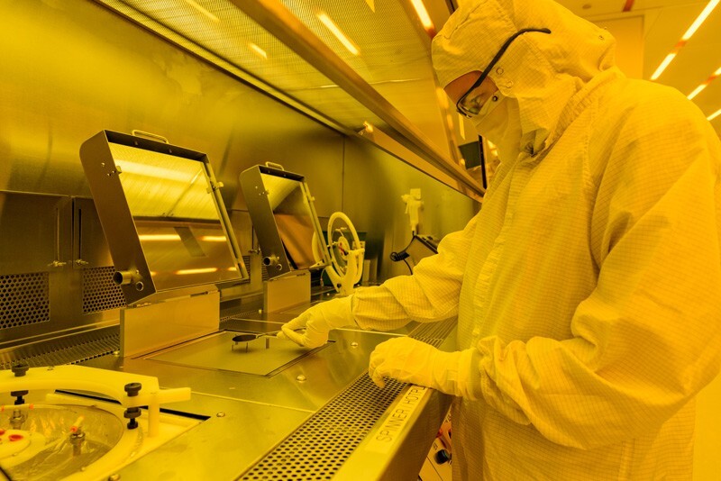 In two decades, the materials science and engineering department at UD has been a hub of innovation. UD’s Nanofabrication Facility is just one of the many facilities that helps these scientists and engineers create and study new materials.