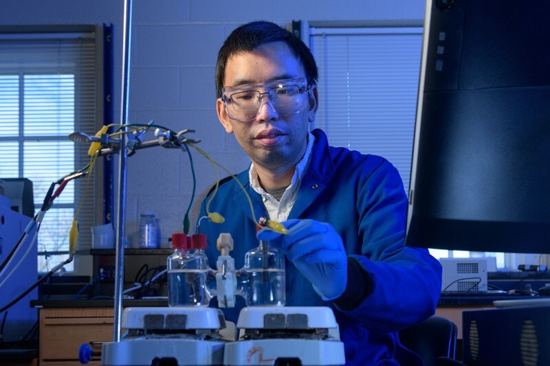 Feng Jiao, an associate professor of chemical and biomolecular engineering and associate director of the Center for Catalytic Science and Technology at UD, in his lab.