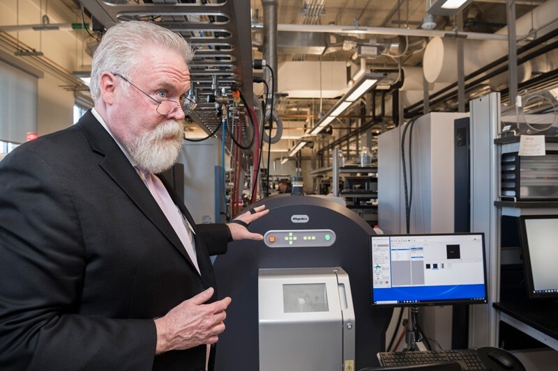 Thomas McNulty, senior vice president and general manager at Rigaku Americas Corporation, discusses the capabilities of UD’s new 3D X-ray imaging system.