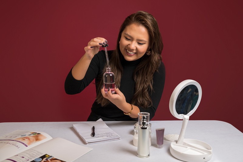 Monique Michalec graduated from UD in May 2018 with a degree in chemical engineering and minors in entrepreneurial studies and materials science and engineering. All three areas inform much of what she does in her role as a sales executive for a contract manufacturer.
