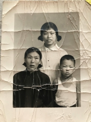 UD Prof. Yushan Yan as a boy, shown here with his mother, Xianzhen Wang, and his sister, Yuyun Yan, who was a college president when she retired.