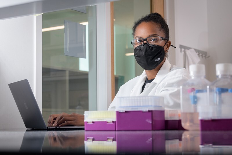 N’Dea Irvin Choy said her blog, BME Kween, has been a great way to network with scientists and scientists-in-training from a wide variety of fields.