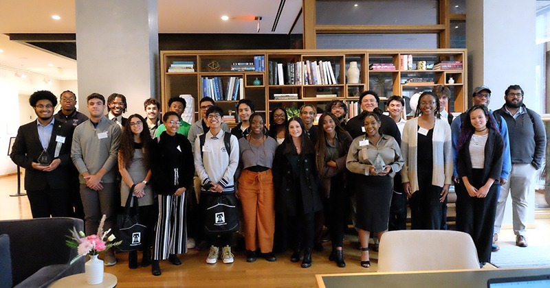 Earlier this fall, 24 University of Delaware students attended the 21st annual Philadelphia Louis Stokes Alliance for Minority Participation (LSAMP) research symposium and mentoring conference.