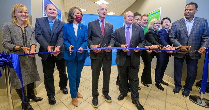 UD has launched the new Center for Clean Hydrogen to accelerate the transition to clean energy by reducing the cost of hydrogen and hydrogen-related technologies. The new collaboration was marked by a ribbon-cutting ceremony Oct. 19 in Delaware Technology Park. Attending, from left, are UD Provost Laura Carlson, Ron Schoon, executive manager, partnership development at the U.S. Department of Energy’s National Renewable Energy Laboratory (NREL), U.S. Rep. Lisa Blunt Rochester, U.S. Sen. Tom Carper, U.S. Sen. Chris Coons, Yushan Yan, director of the Center for Clean Hydrogen, Mark Newman, president and CEO, Chemours, Denise Dignam, president APM, Chemours, Kelvin Lee, UD interim vice president for research, scholarship and innovation, and Levi Thompson, dean of the College of Engineering.